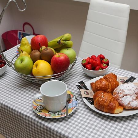 La Casa Di Ada Apartman Sondrio Kültér fotó